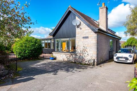 4 bedroom detached house for sale - Greystone Road, Alford