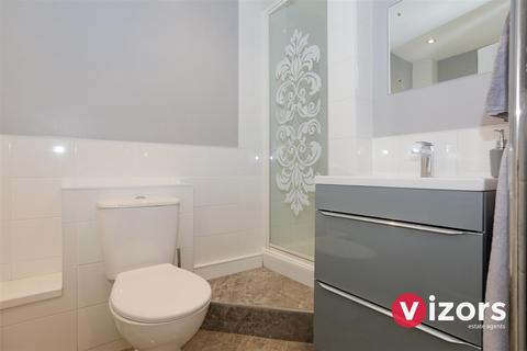 14 Lords Lane, Studley, B80 7QW