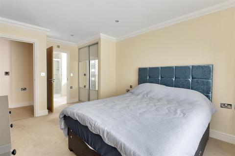 2 bedroom retirement property for sale - Reading Road, Wokingham, Berkshire, RG41 1AB