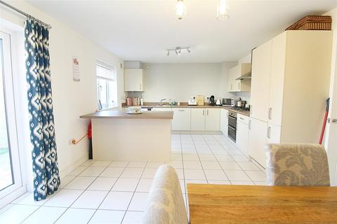 54 Cherry Avenue, Hessle, HU13 0QT
