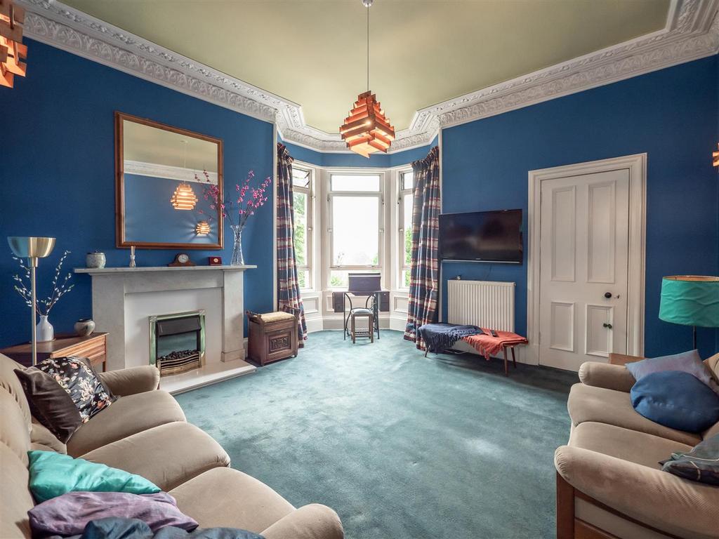 15 (1F2) Royston Terrace, Edinburgh, EH3 5QU 2 bed property £285,000