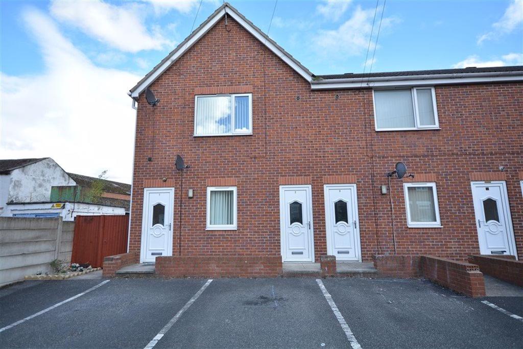 Denton Mews, Castleford, WF10 1 bed apartment £500 pcm (£115 pw)