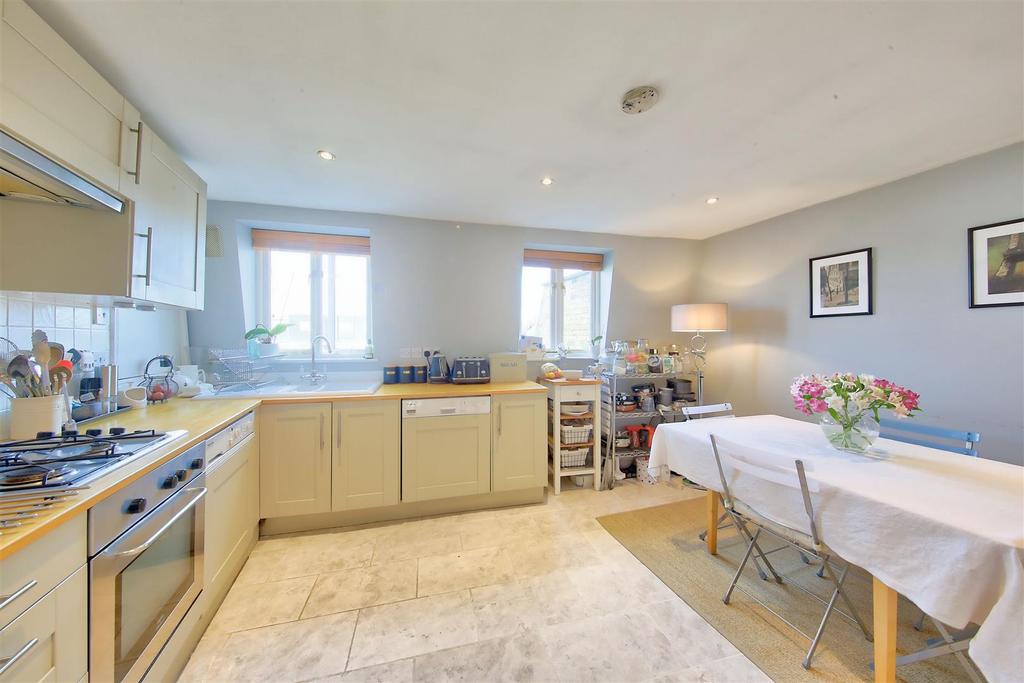 14 winfrith road image9 16037 4.jpg