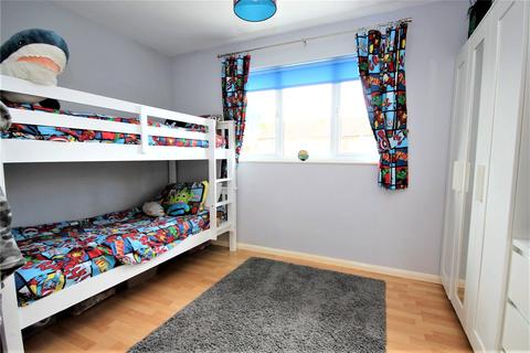 29 Hereward Green, Loughton, IG10 2HE