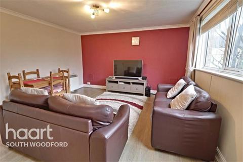 2 bedroom flat to rent, Deborah Court, South Woodford, E18