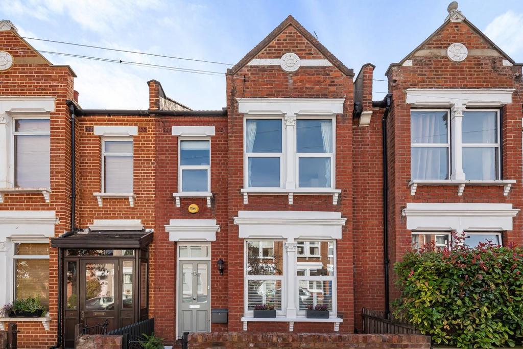 Haydon Park Road, Wimbledon 3 bed terraced house £850,000