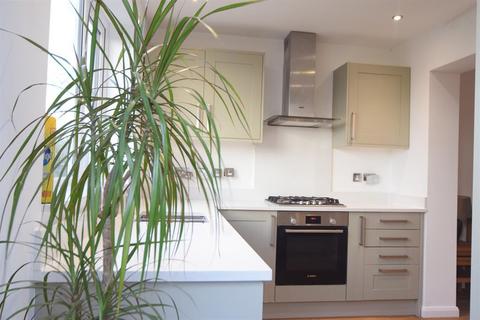 136 Buckland Way, Worcester Park, KT4 8NP