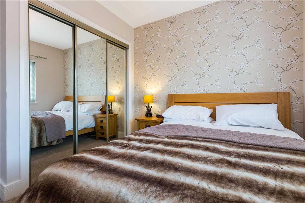 Bedroom (2)
