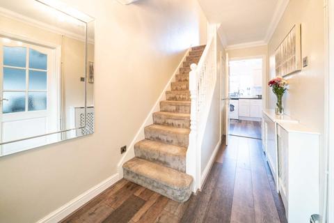 2 Grassy Close, Hemel Hempstead, HP1 3QR