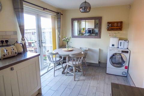 24 Calder Walk, Sunniside, Newcastle Upon Tyne, NE16 5XS