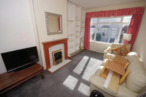 12 Brownlow Road, London, N3 1NA
