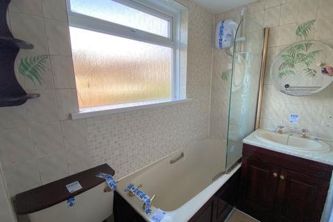 12 Brownlow Road, London, N3 1NA