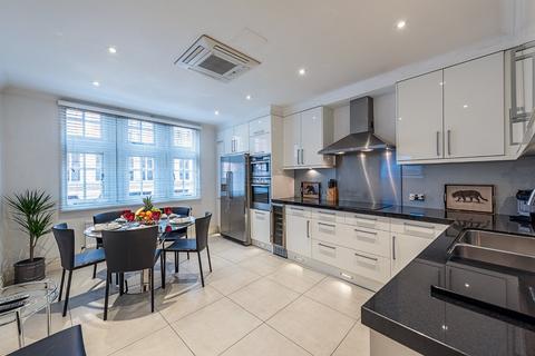 4 bedroom flat to rent, Parkside, Knightsbridge, London