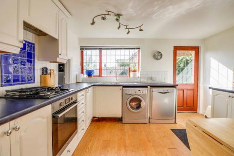31 Boult Road, Basildon, SS15 5RQ