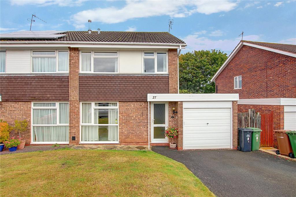 Wensleydale, Droitwich, WR9 3 bed semidetached house £230,000