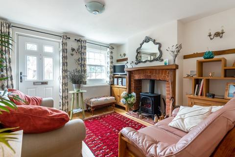21 Brighton Road, Godalming, GU7 1NT