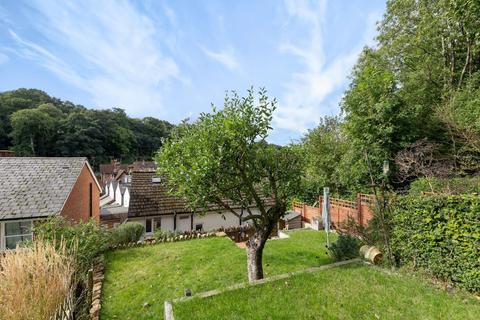 21 Brighton Road, Godalming, GU7 1NT