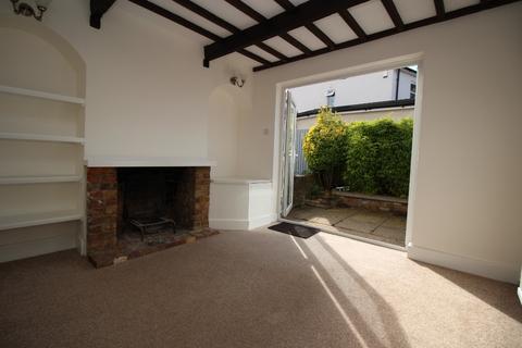 2 bedroom terraced house to rent, Stones Row, Kings Road, High Wycombe, HP11
