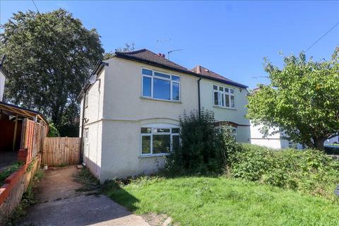 3 bedroom semi-detached house to rent, Vincent Road