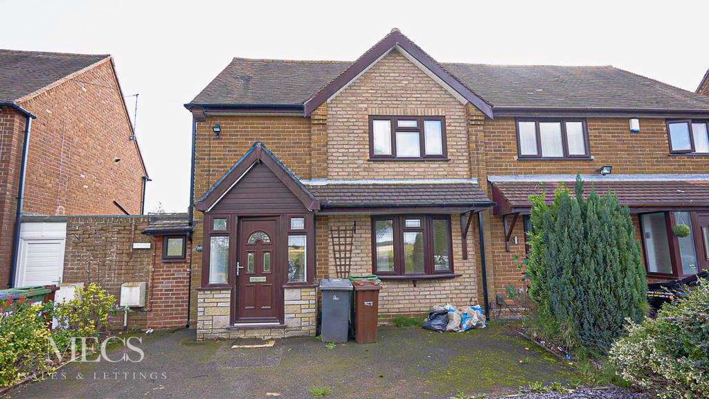 Linthouse Lane, Wolverhampton, West Midlands, WV11 3 bed semidetached