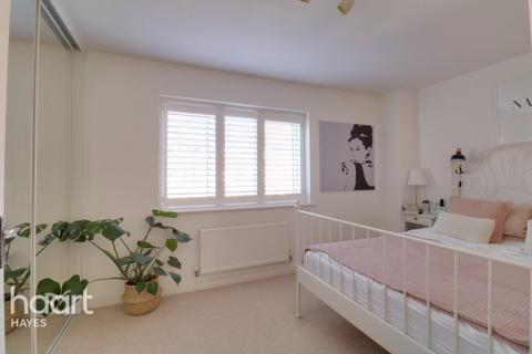 9 Monarch Drive, Hayes, UB3 2FY