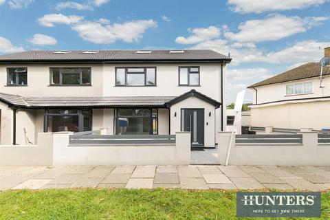 71 Windsor Avenue, New Malden, KT3 5HE