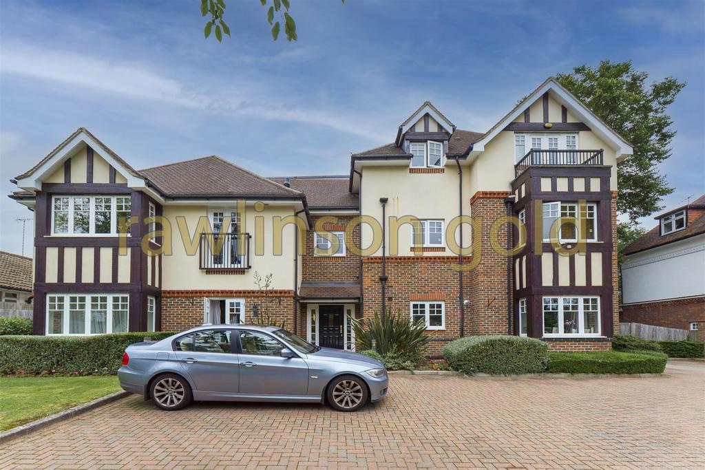 Argent House, The Avenue, Hatch End... 2 bed apartment £570,000