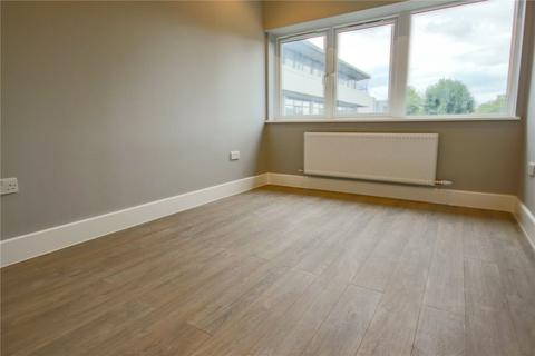 2 bedroom apartment to rent, London Road, Bracknell, RG12