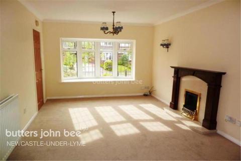 2 bedroom detached house to rent, Pembroke Drive, Newcastle Under Lyme