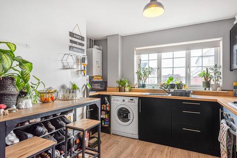 4 Powell Place, Swindon, SN2 2FQ