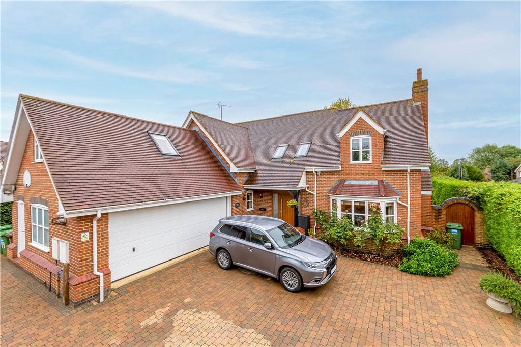 Lybury Lane, Redbourn, St. Albans... 4 bed detached house £1,450,000