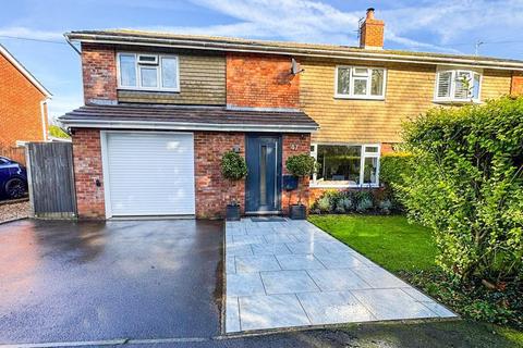 4 bedroom semi-detached house for sale, Torberry Drive, Petersfield