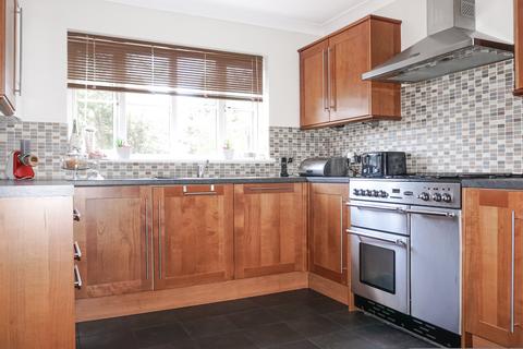 59 Brooke Grove, Ely, CB6 3WT