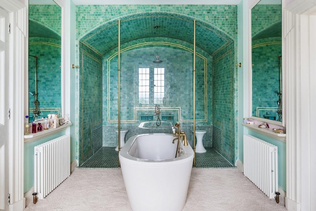 Ensuite