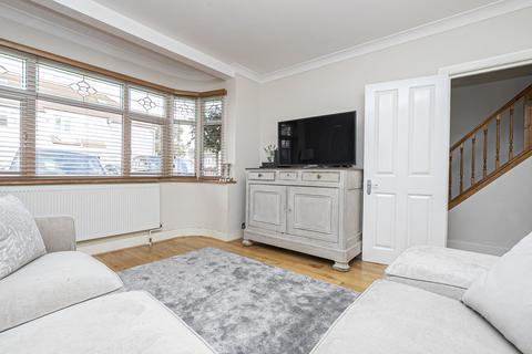 31 Willow Close, Buckhurst Hill, IG9 6HS