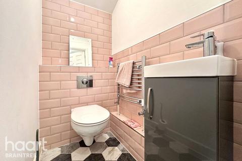 3 bedroom terraced house to rent, Temple Way, Maldon