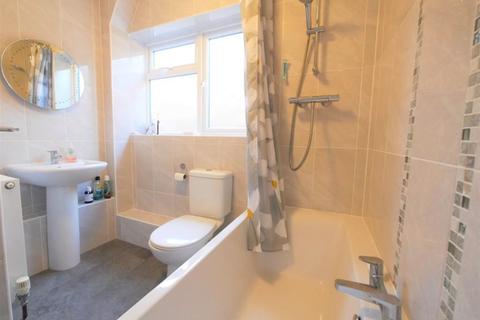 14 Crowland Close, Ipswich, IP2 9BB