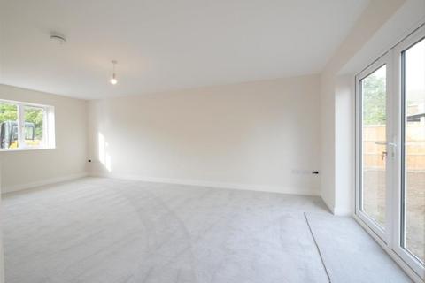 681a Foxhall Road, Ipswich, IP4 5TA