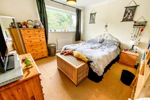 15 Park View, Leicester, LE3 6SJ