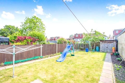 5 bedroom semi-detached house for sale - Church Lane, London, NW9