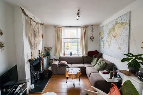 43 Andrews Road, Cardiff, CF14 2JN