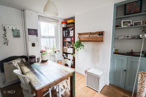 43 Andrews Road, Cardiff, CF14 2JN
