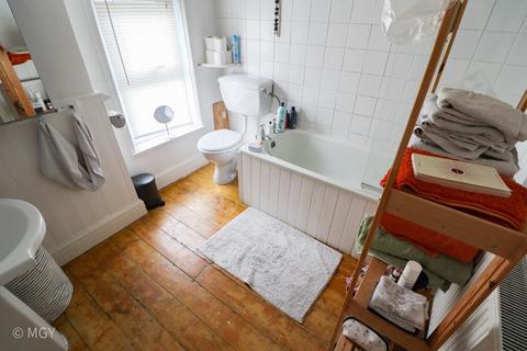 43 Andrews Road, Cardiff, CF14 2JN