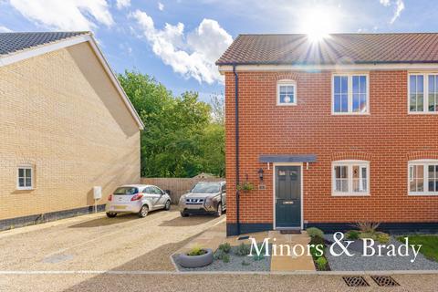 6 Canary Close, Hockering, Dereham, NR20 3FA