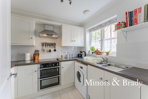 6 Canary Close, Hockering, Dereham, NR20 3FA
