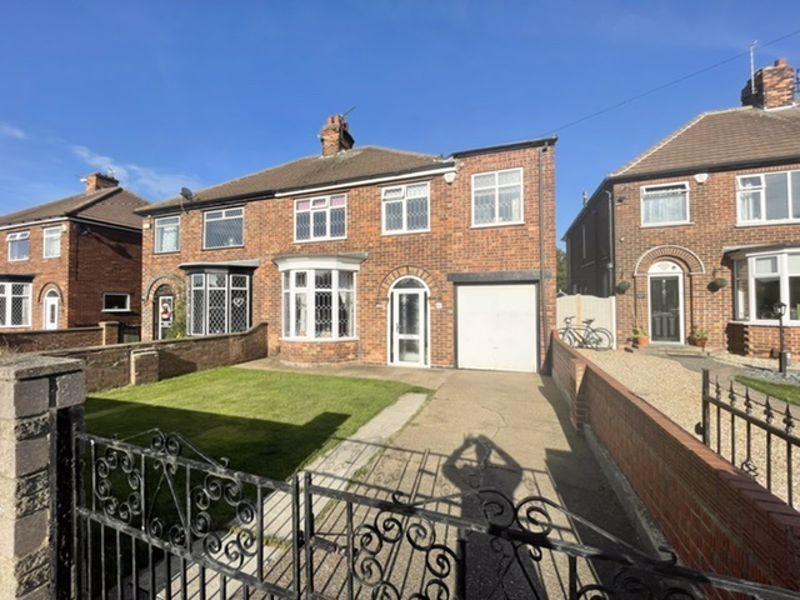 DUGARD ROAD, CLEETHORPES 3 bed semidetached house £179,995