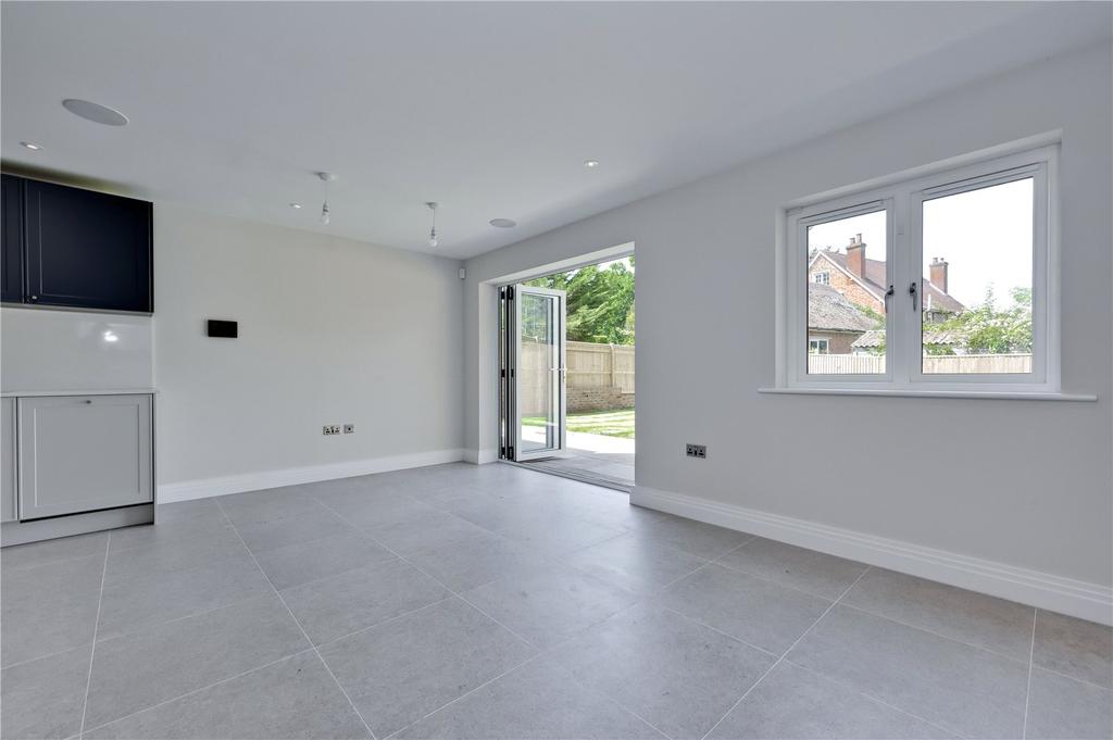 Kitchen/Dining