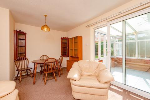 44 Abbotts Close, Runcorn, WA7 4UZ