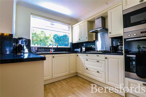 37 Warrington Gardens, Hornchurch, RM11 2AQ
