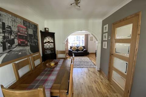 88 Flockton Crescent, Sheffield, S13 9QS